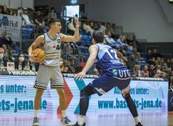 Medipolis SC Jena Eisbaeren Bremerhaven 10102021 00016